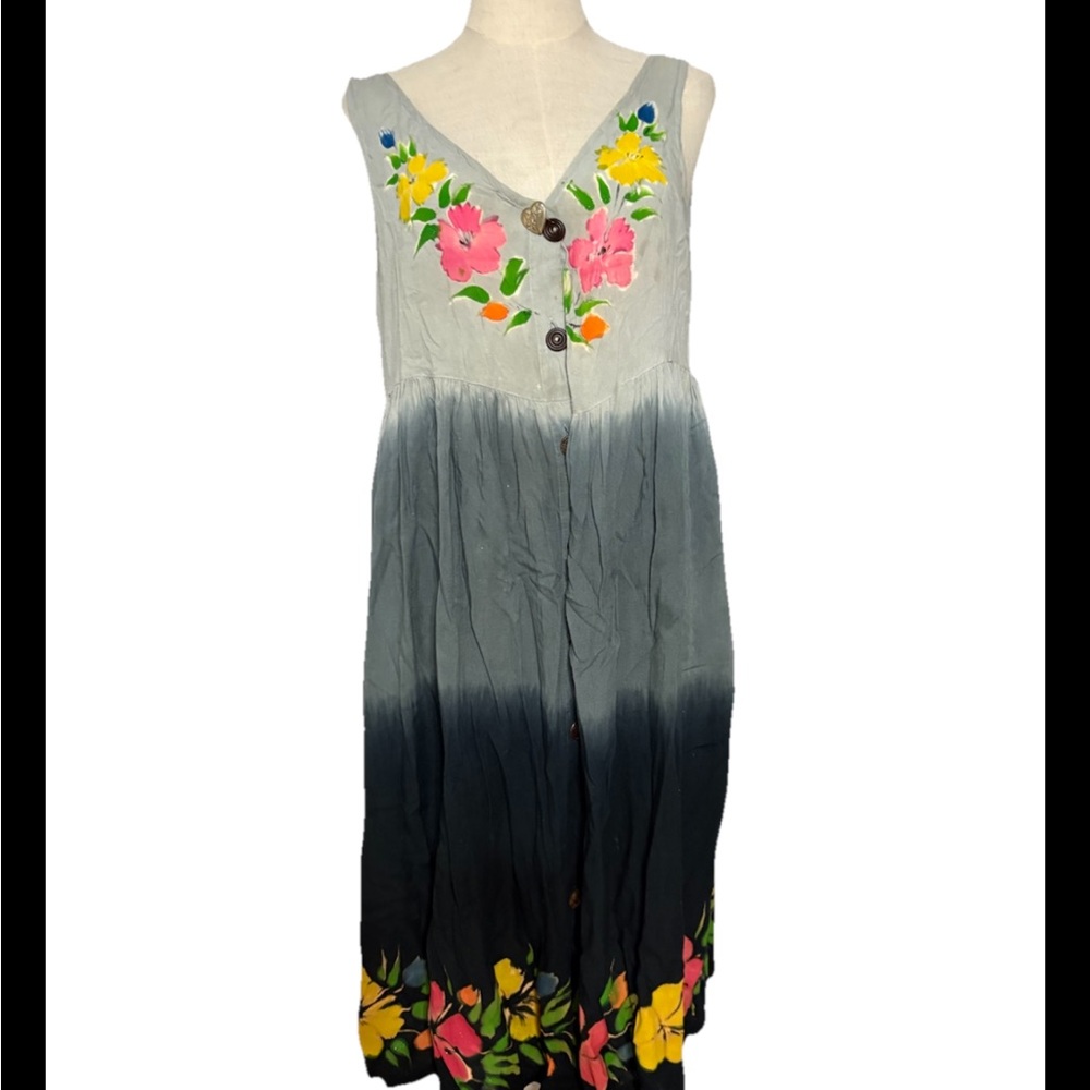 Sweet Lady Women’s Medium Grey Floral Sleeveless Dress, made Indonesia, side